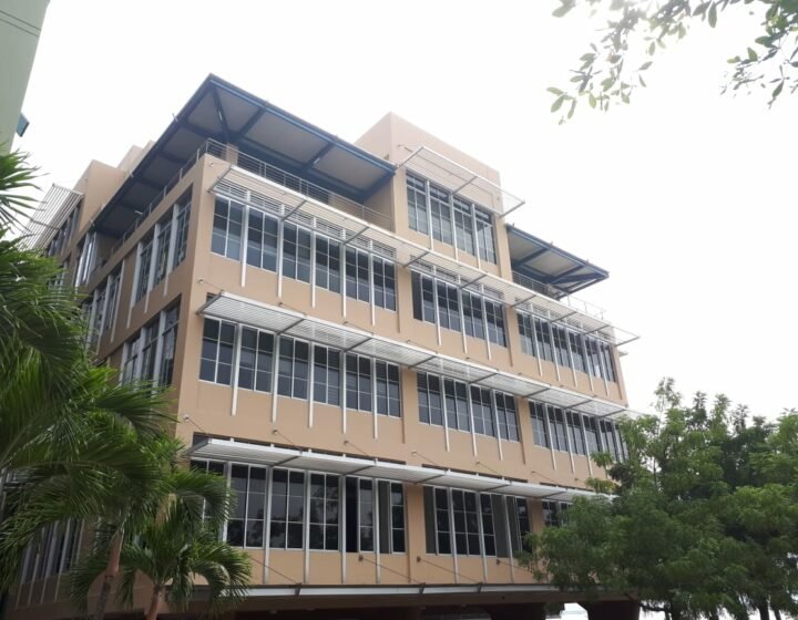 WhatsApp-Image-2018-08-03-at-10.56.08-AM-720x560 Fotos de obras de mantenimiento del sector bancario